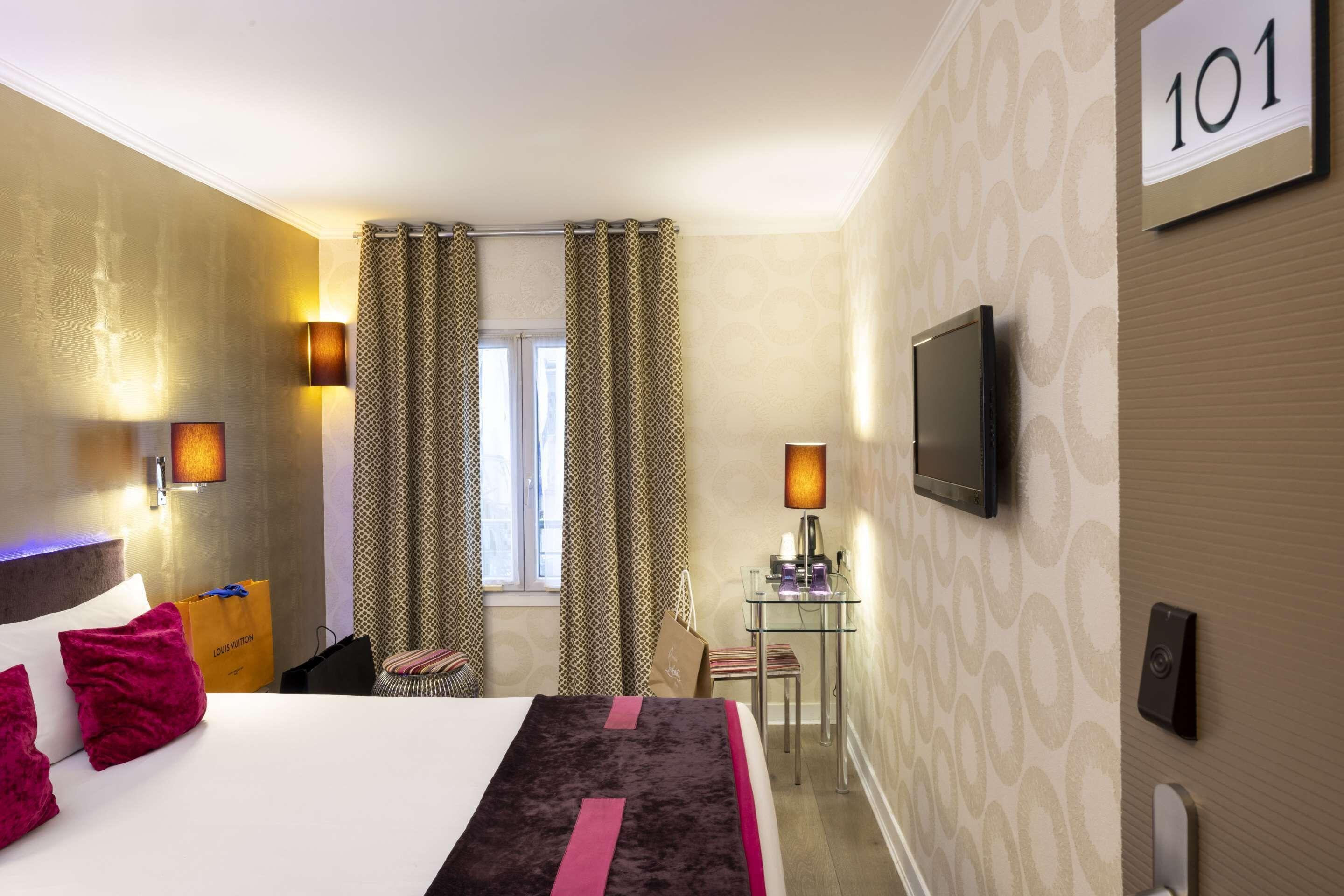 Hotel Atn Paris